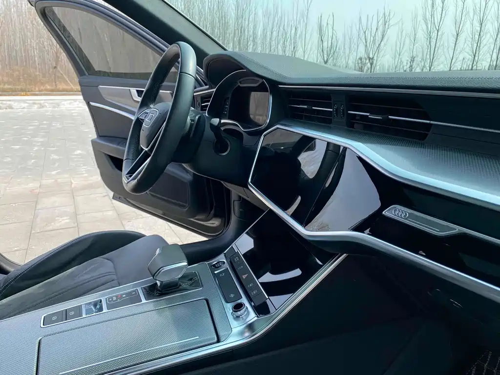 AUDI A6L 2022