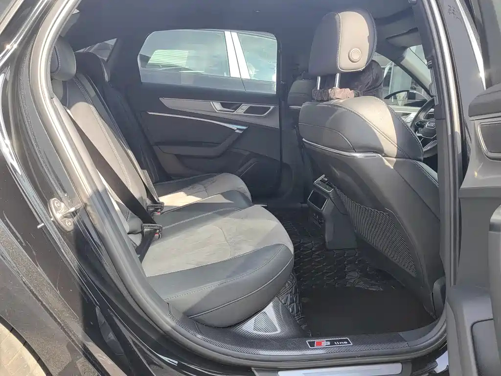 AUDI A6L 2022
