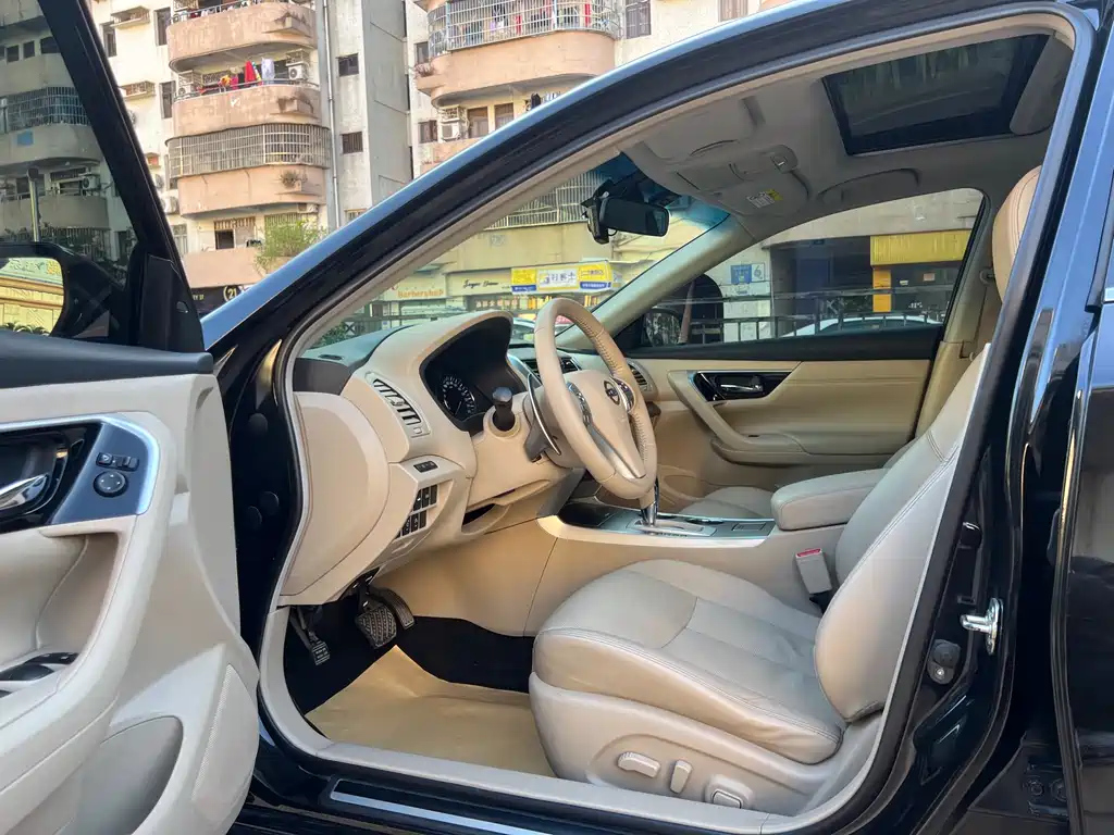 NISSAN TEANA 2018