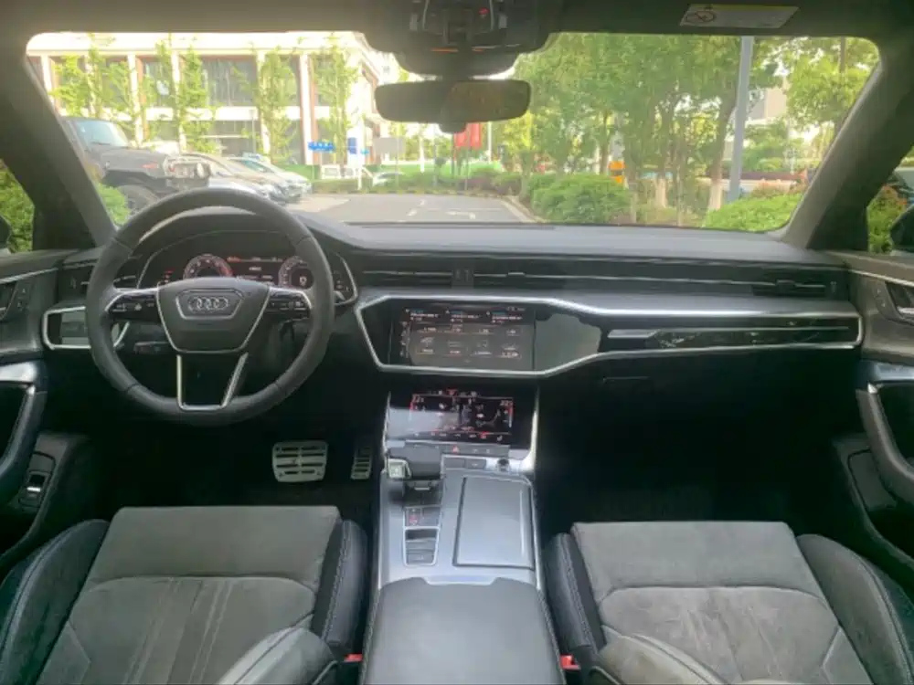 AUDI A6L 2020