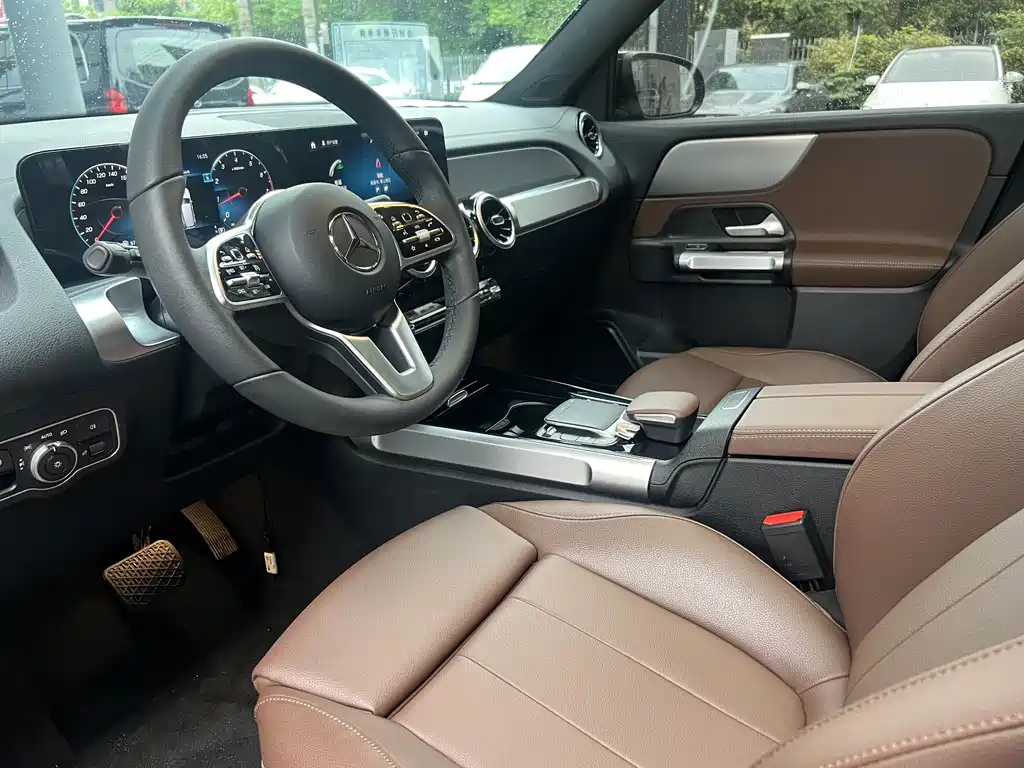 MERCEDES BENZ GLB 2022