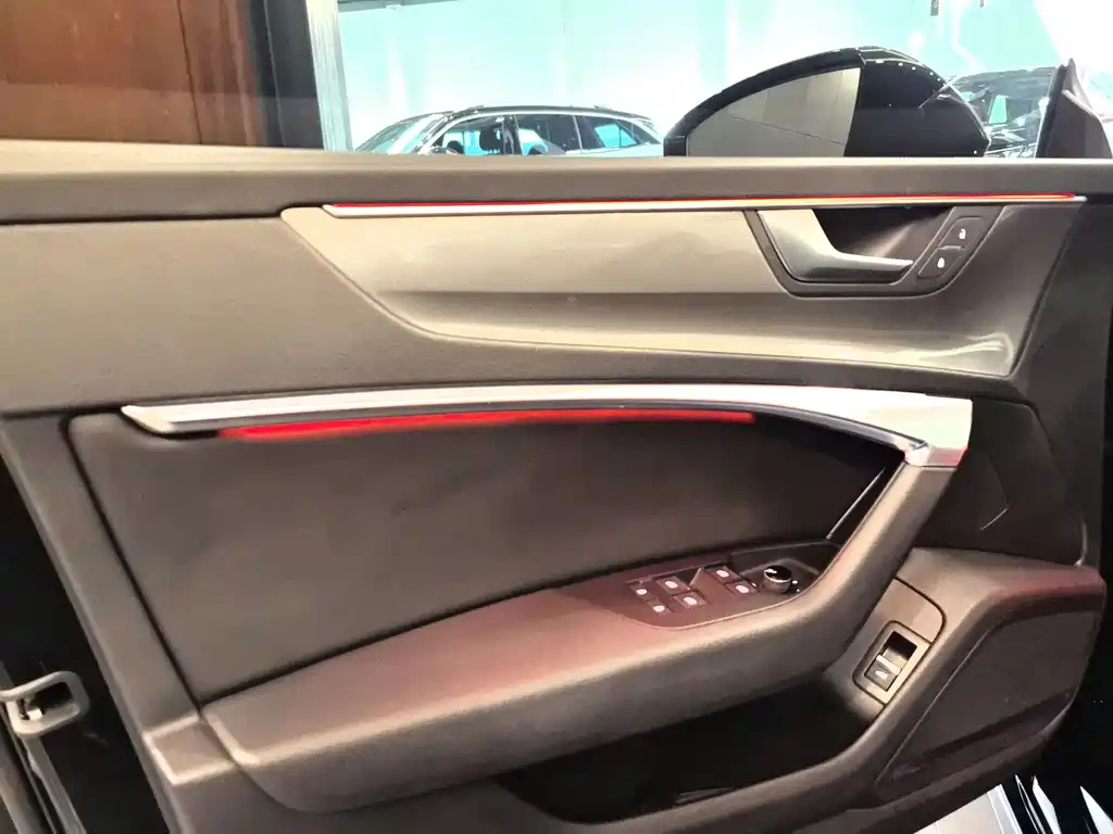 AUDI A7 2021