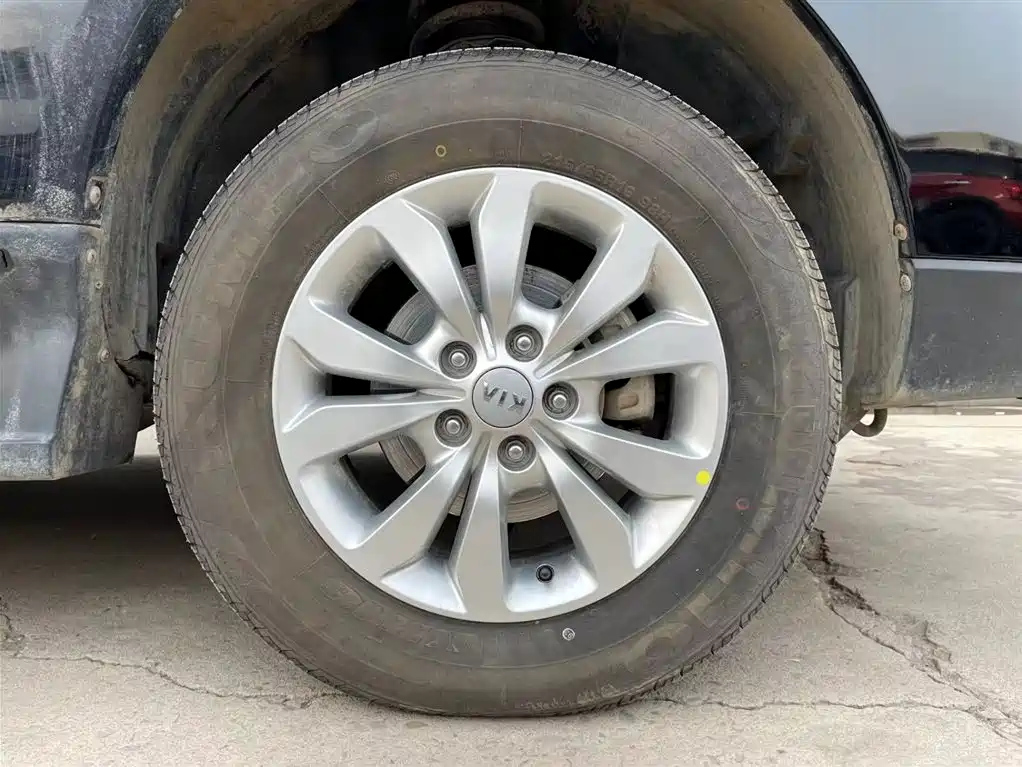 KIA SPORTAGE 2015