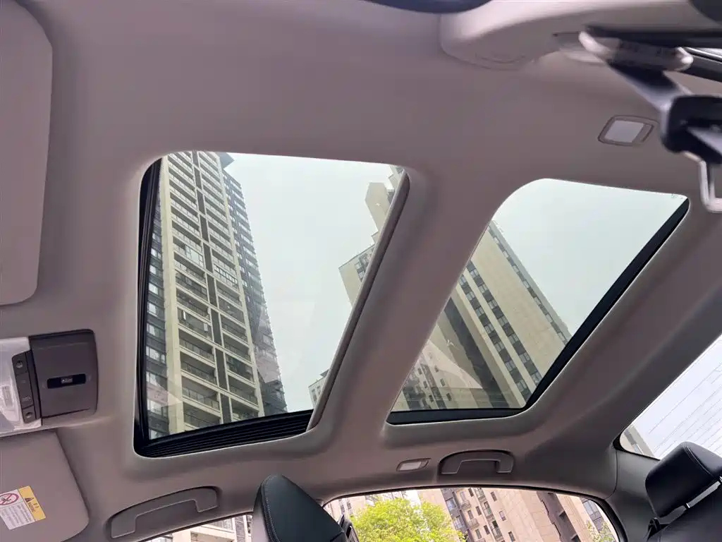 NISSAN TEANA 2022
