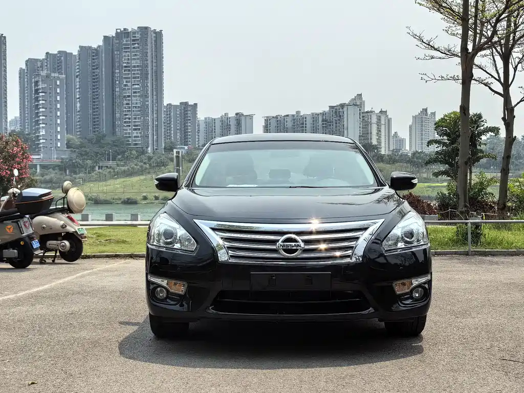 NISSAN TEANA 2014