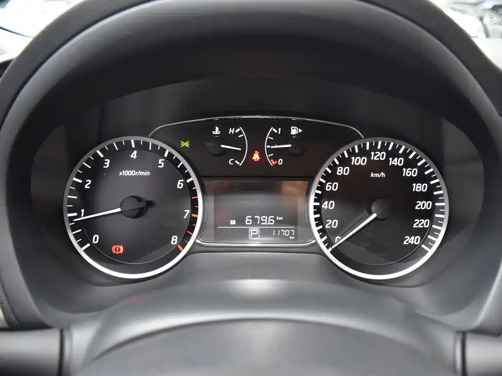 NISSAN SYLPHY 2022