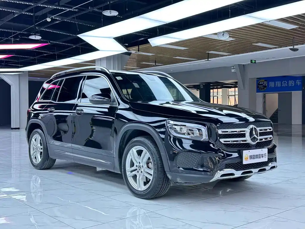 MERCEDES BENZ GLB 2021
