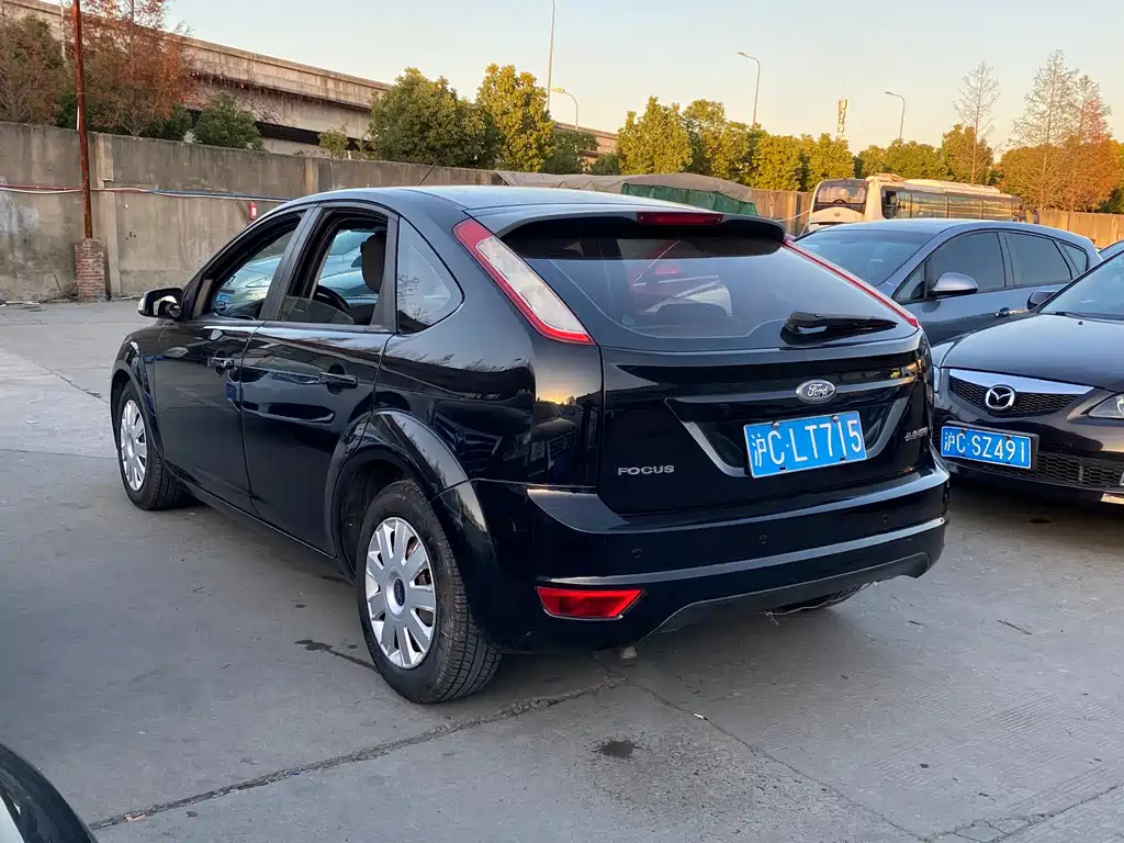 FORD FOCUS 2011
