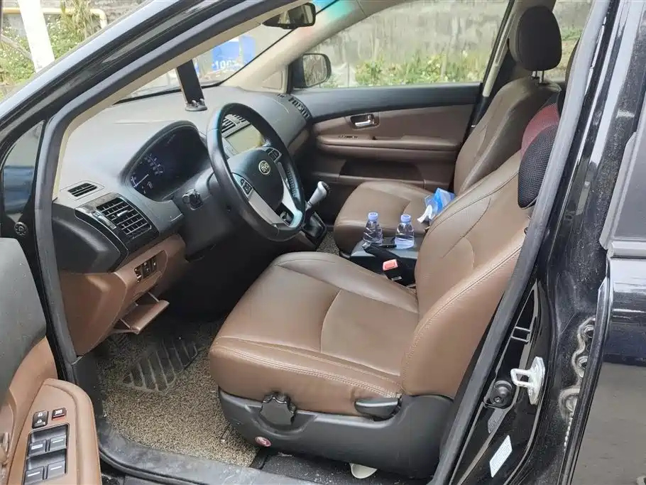 BYD S6 2015