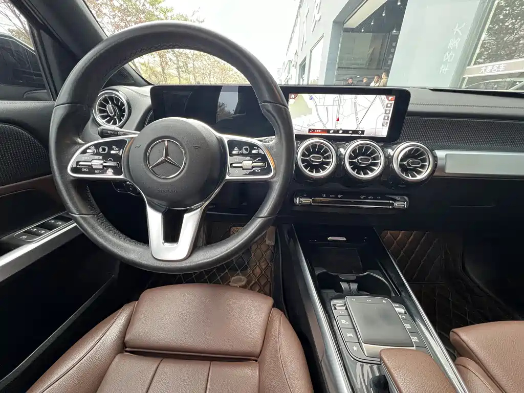 MERCEDES BENZ GLB 2022