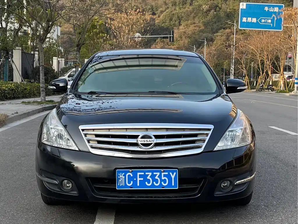 NISSAN TEANA 2009