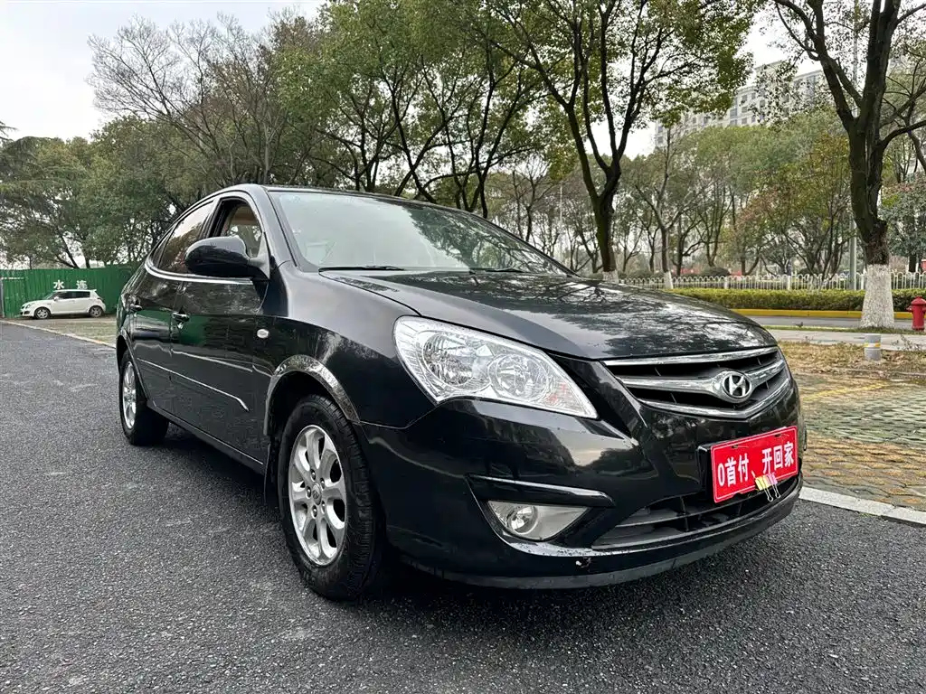 HYUNDAI CELESTA 2010