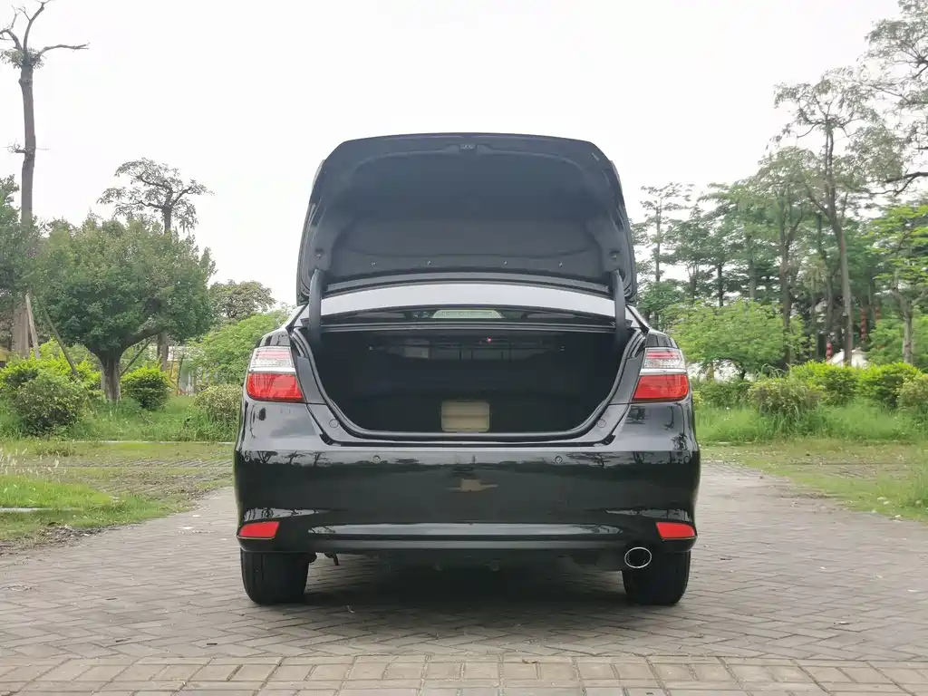 TOYOTA CAMRY 2016