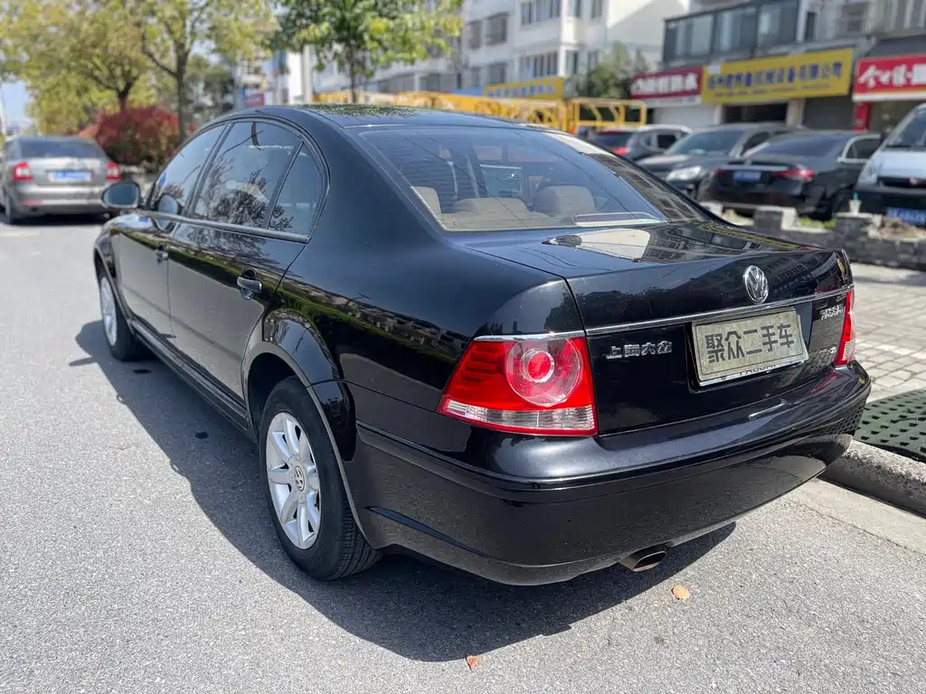 VOLKSWAGEN PASSAT 2009