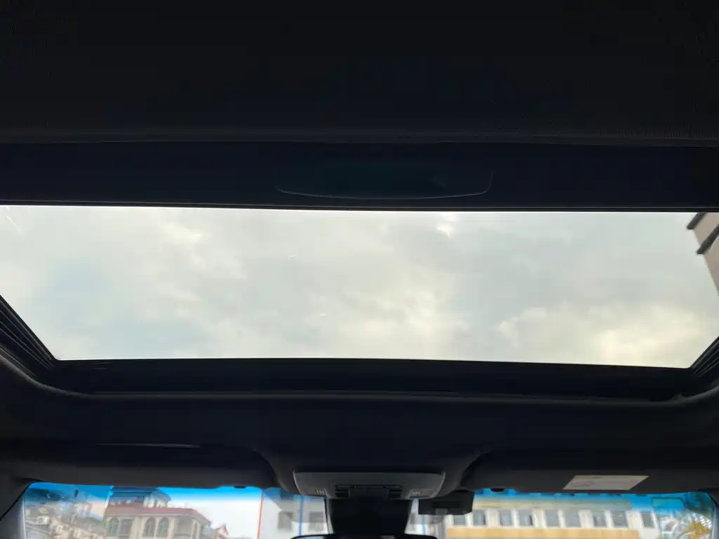 TOYOTA AVALON 2021