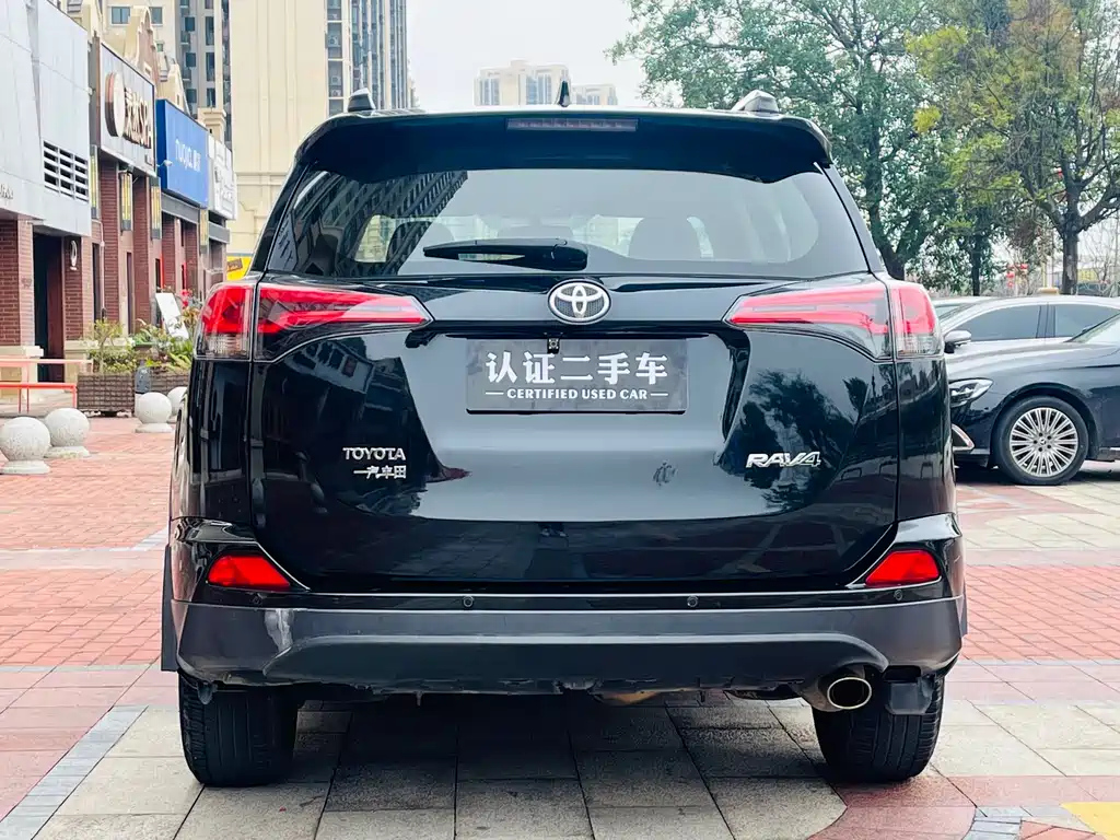 TOYOTA RAV4 RONGFANG 2017