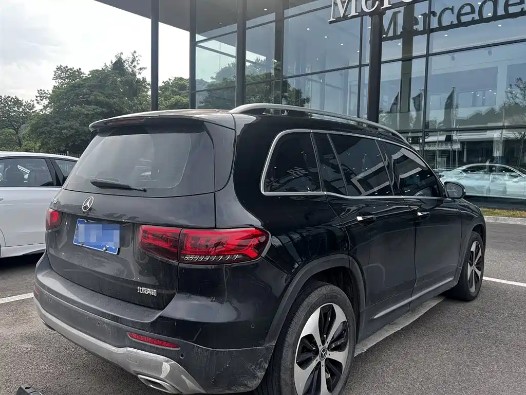 MERCEDES BENZ GLB 2021