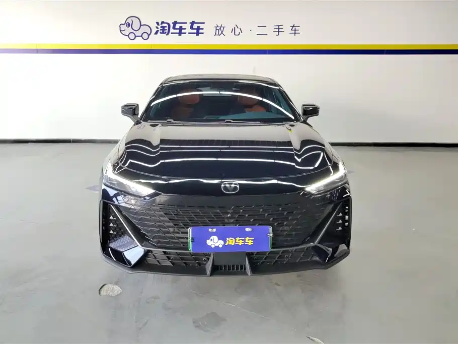 CHANGAN UNI-V SMART IDD 2023