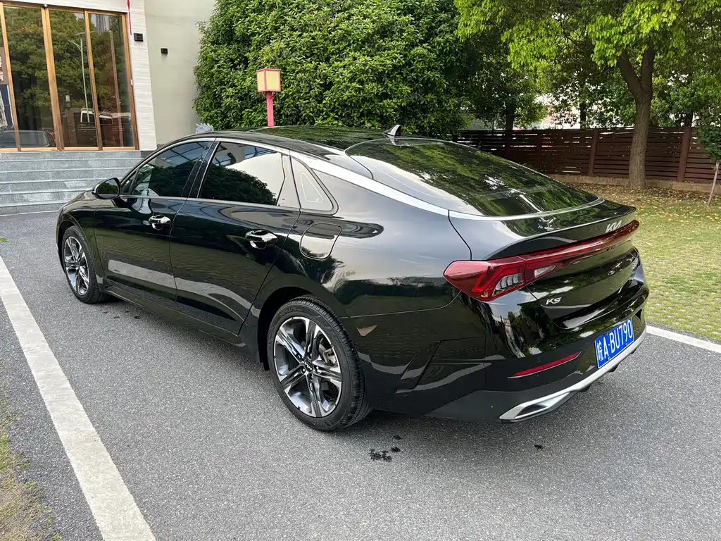 KIA K5 2021