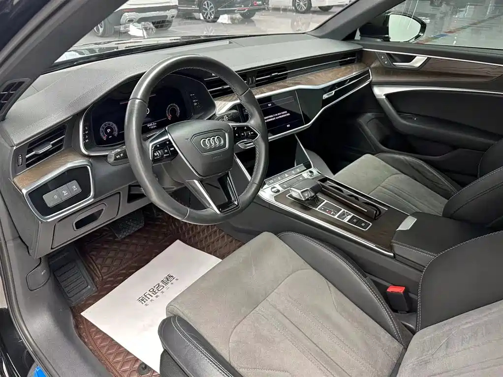 AUDI A6L 2021