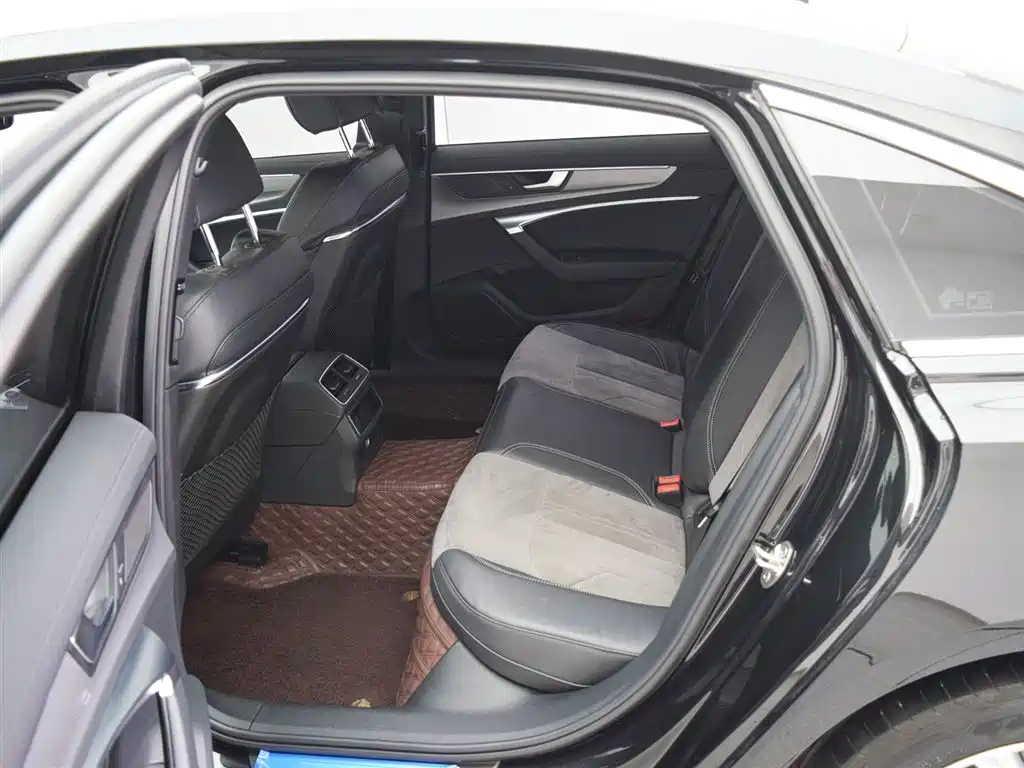 AUDI A6L 2023