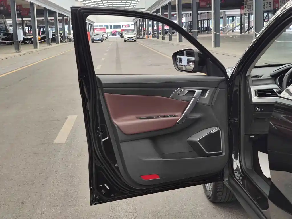 GEELY AUTO BOYUE 2022