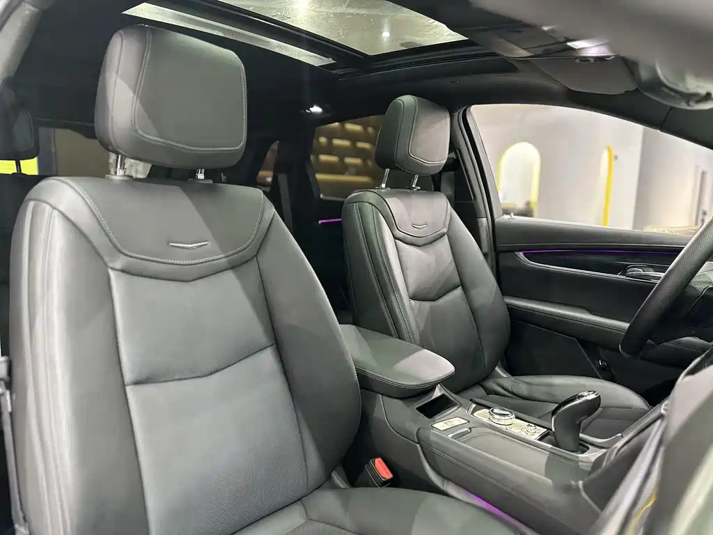 CADILLAC XT5 2020