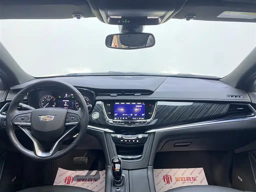 CADILLAC XT6 2021