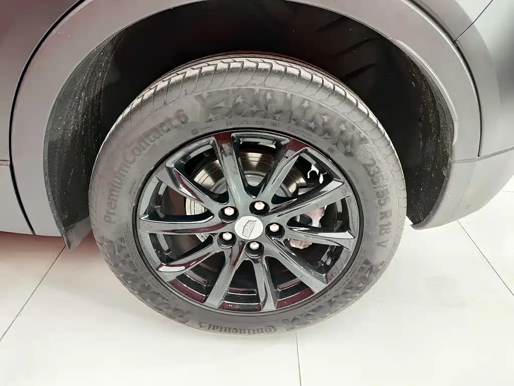 CADILLAC XT4 2021
