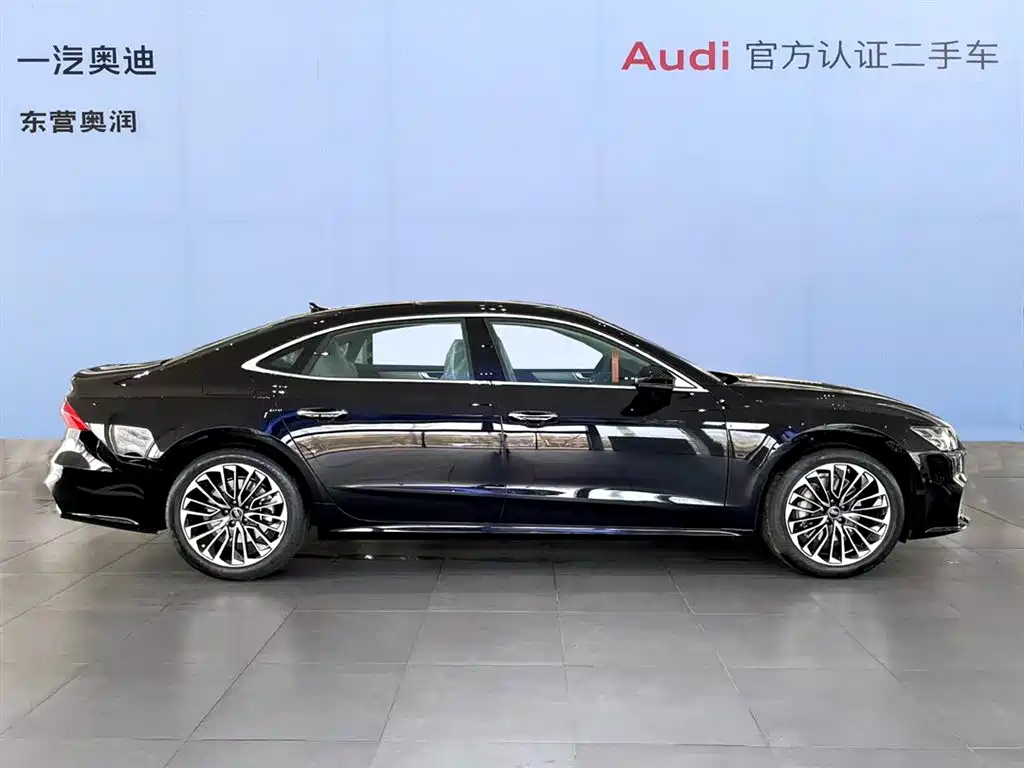 AUDI A7L 2024