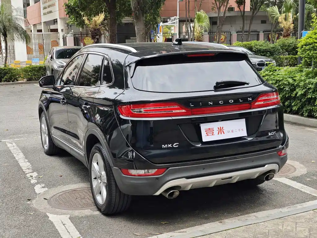 LINCOLN MKC 2017