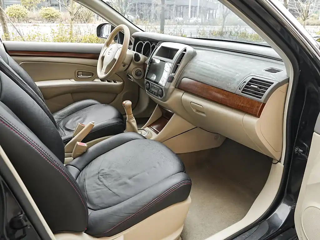 NISSAN SYLPHY 2009