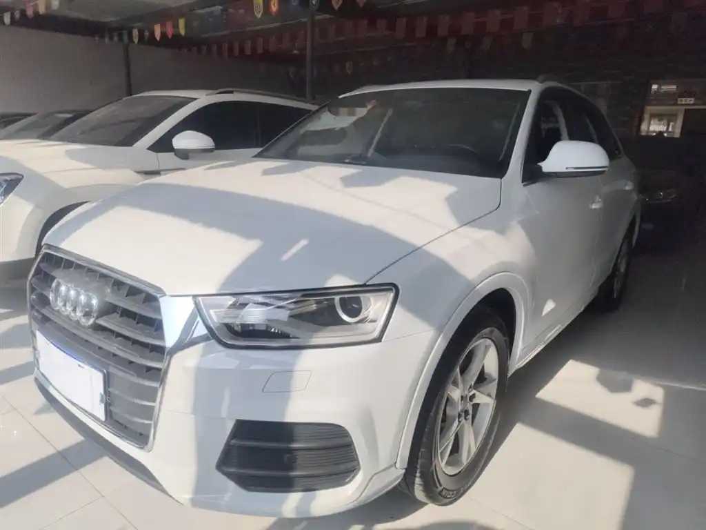 AUDI Q3 2017