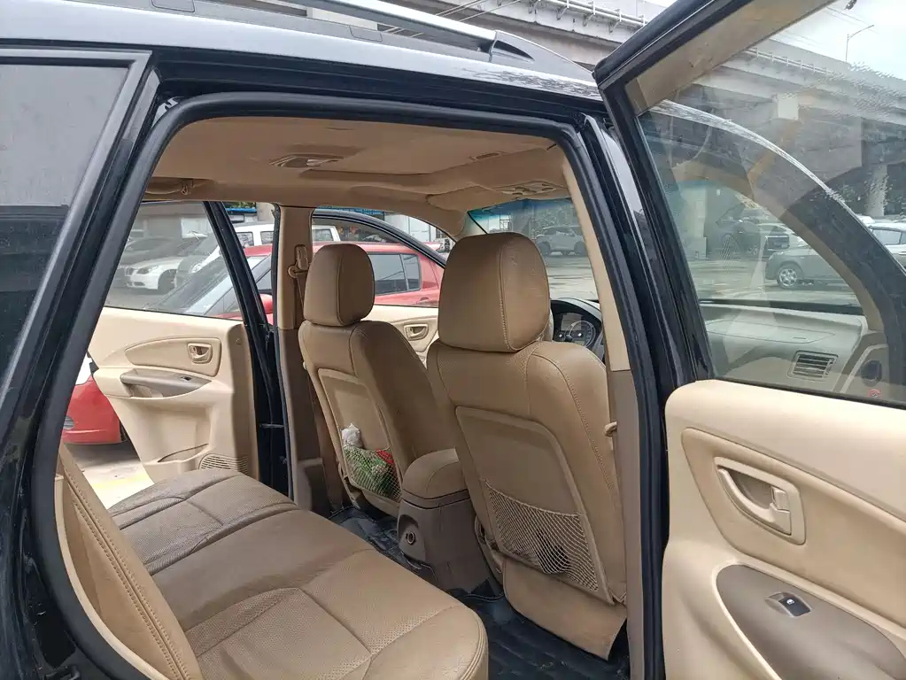 HYUNDAI TUCSON 2010