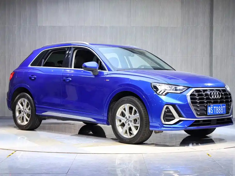 AUDI Q3 2020