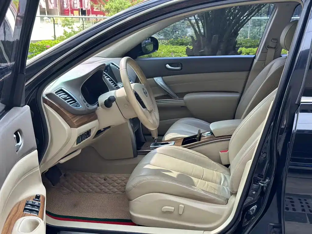 NISSAN TEANA 2013