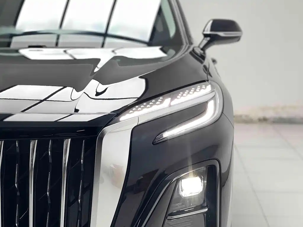 HONGQI HS3 2023
