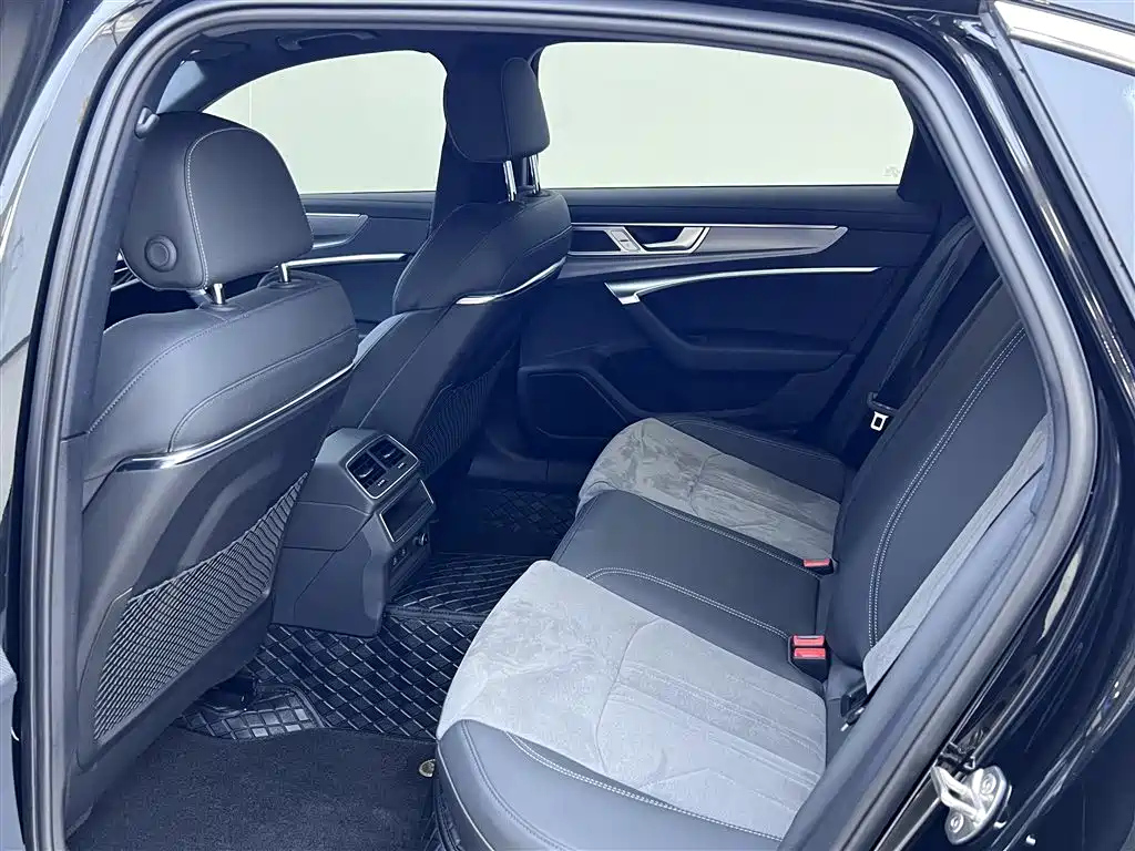 AUDI A6L 2024