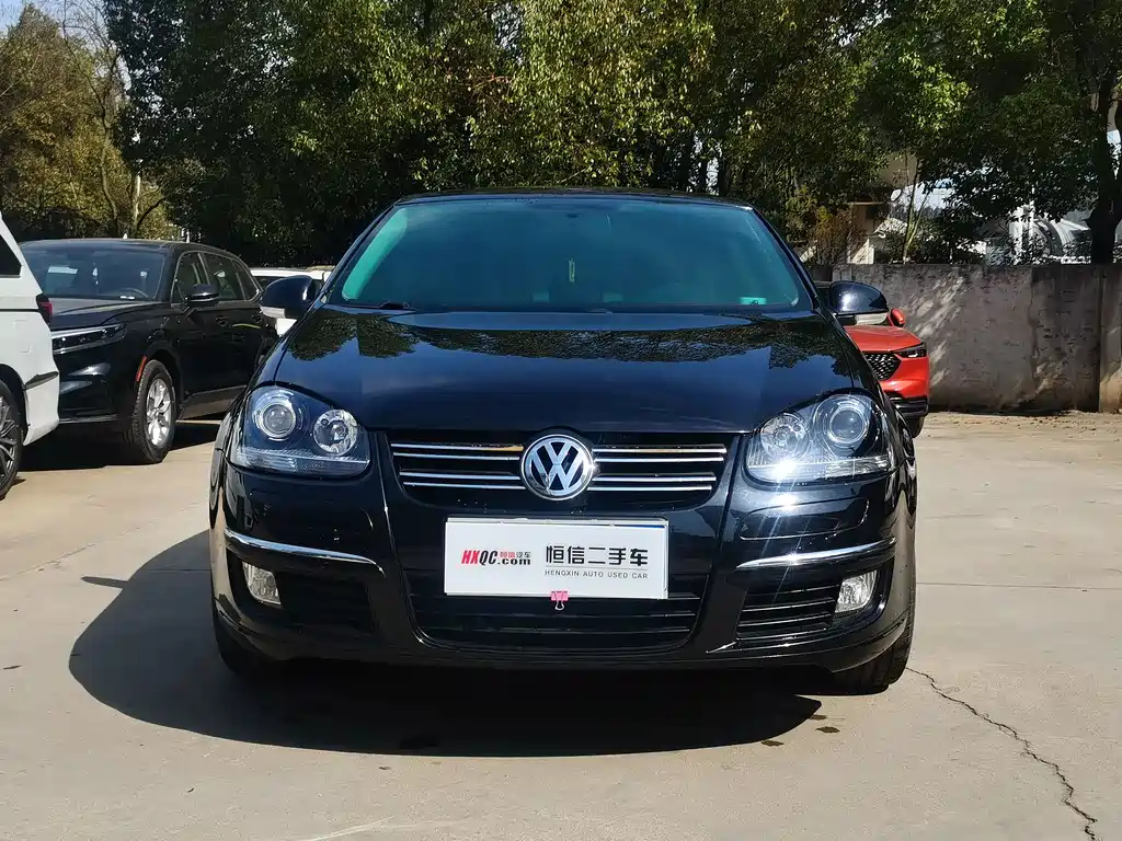 VOLKSWAGEN SAGITAR 2010