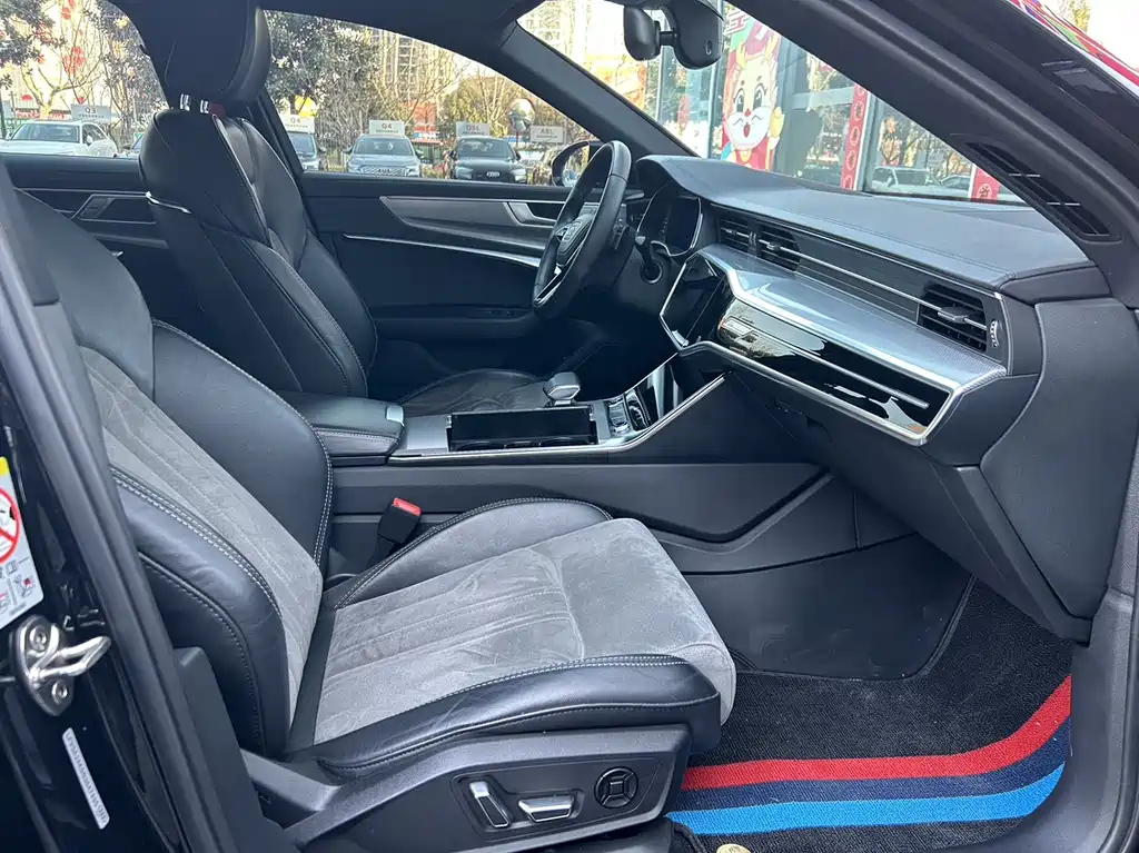 AUDI A6L 2022