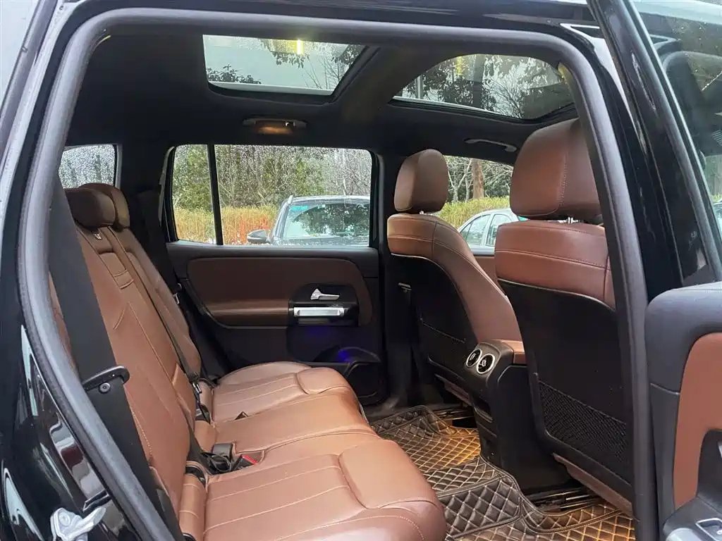 MERCEDES BENZ GLB 2022