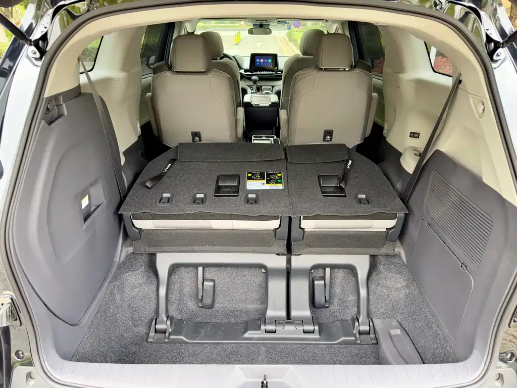TOYOTA SIENNA SIENNA 2023