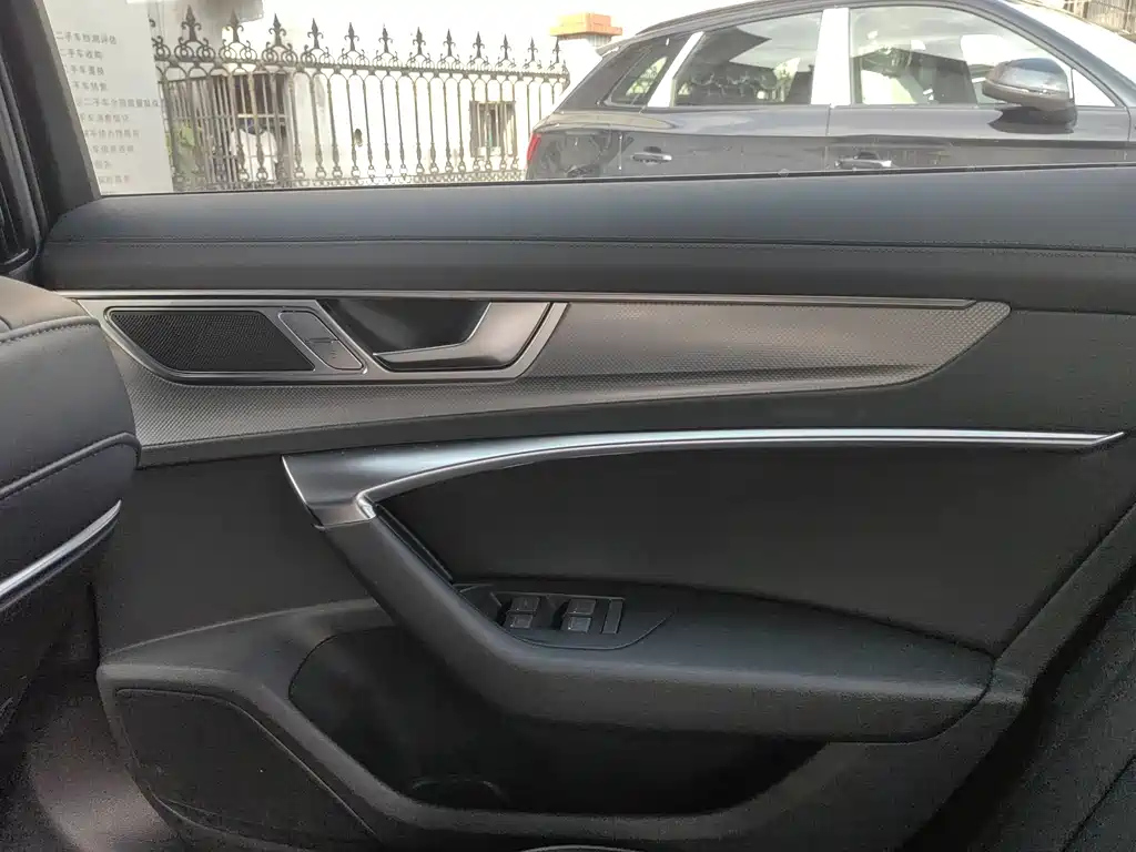 AUDI A6L 2022