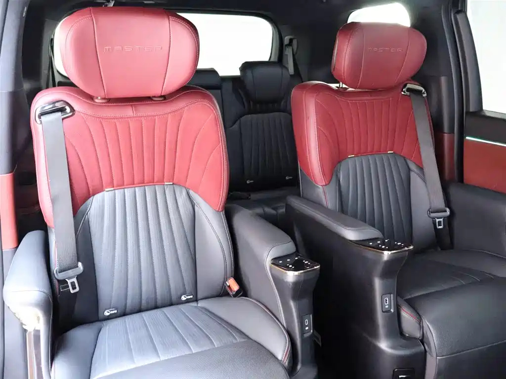 TRUMPCHI M8 2023