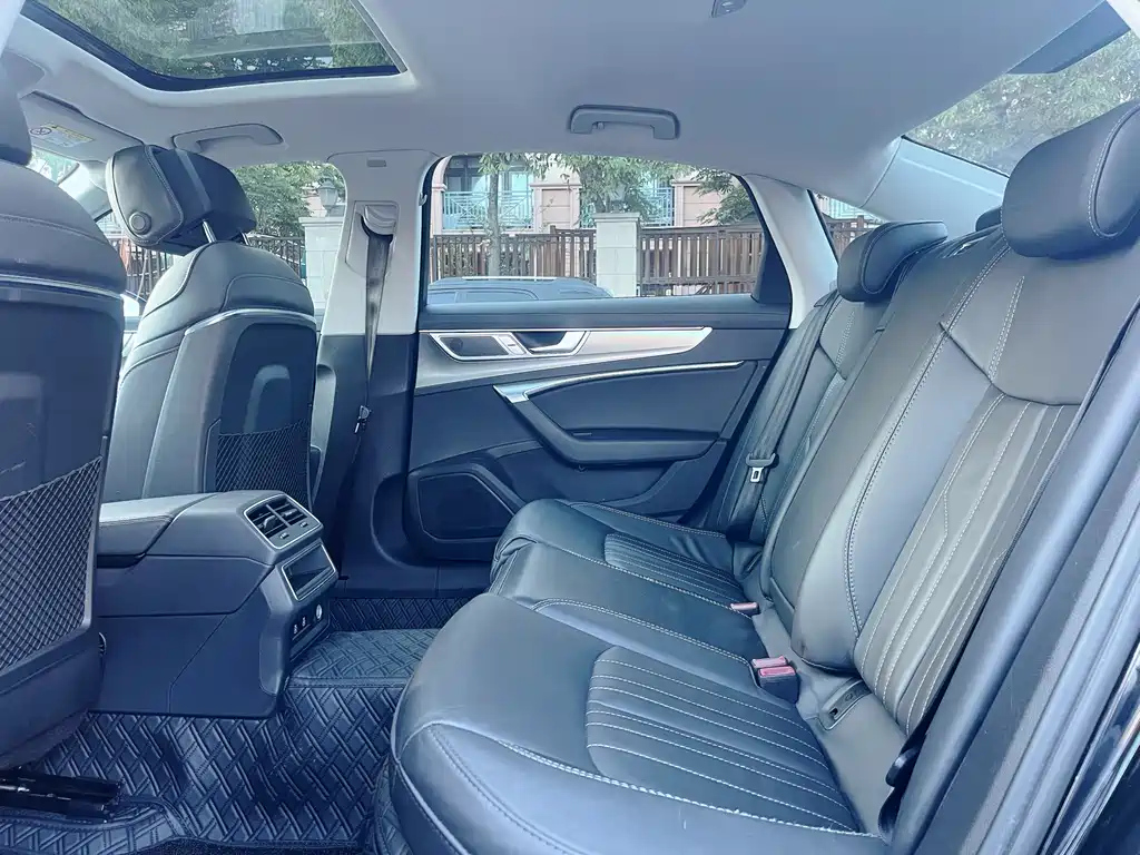 AUDI A6L 2023