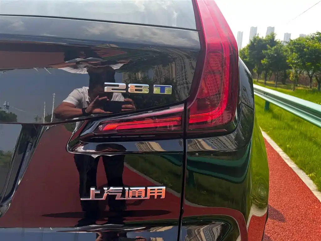 CADILLAC XT4 2022