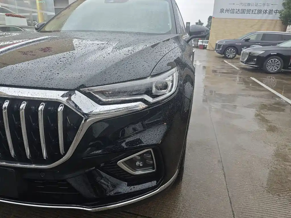HONGQI HS5 2022