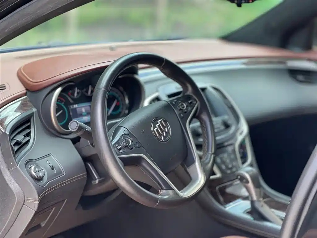 BUICK LACROSSE 2015