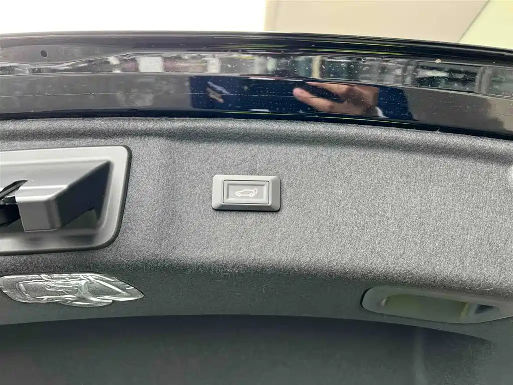 HONGQI H5 2022