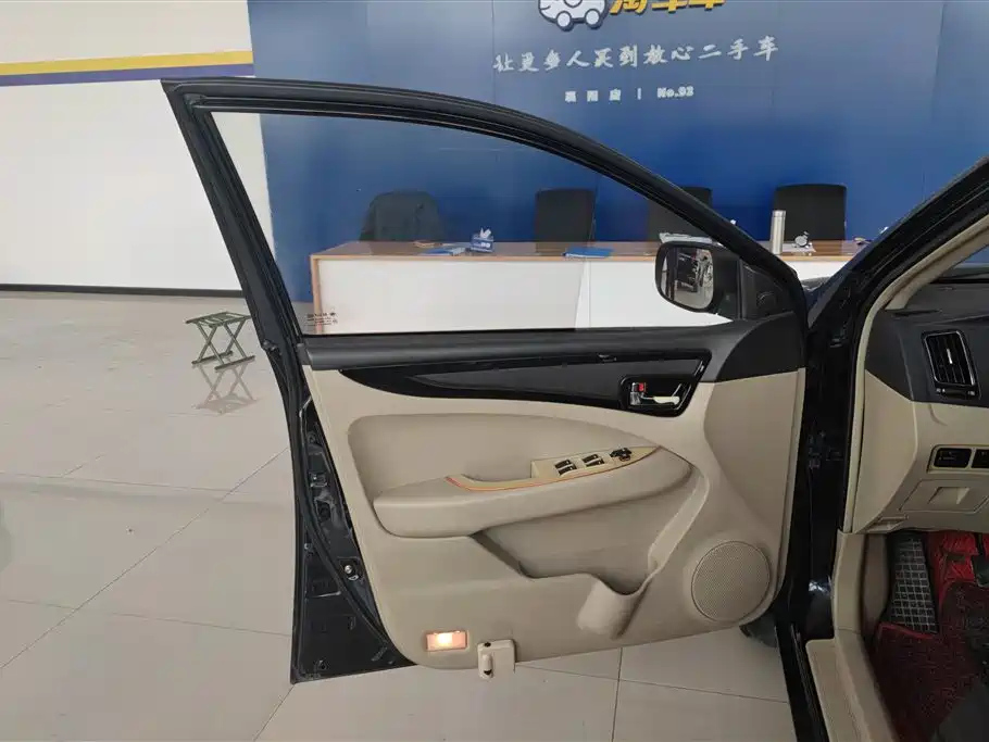 GEELY AUTO GEELY GC7 2014